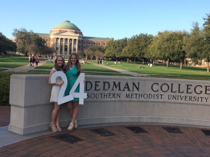 Carolina Brown '13 and Catie Brown '15 on the SMU campus in Dallas, TX. 