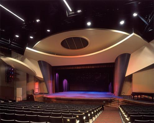 Incorporated into the Arts Complex is a 500-seat theatre, recording studio and learning spaces custom-designed for drama, dance, sculpture, drawing, painting, multi-media design, choir, and orchestra. The beautiful arts center is the home and heart of the St. Francis arts community and visually illustrates the school's philosophy and commitment to The Arts.