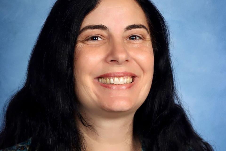 Emily (Zacharias) Kropp '96